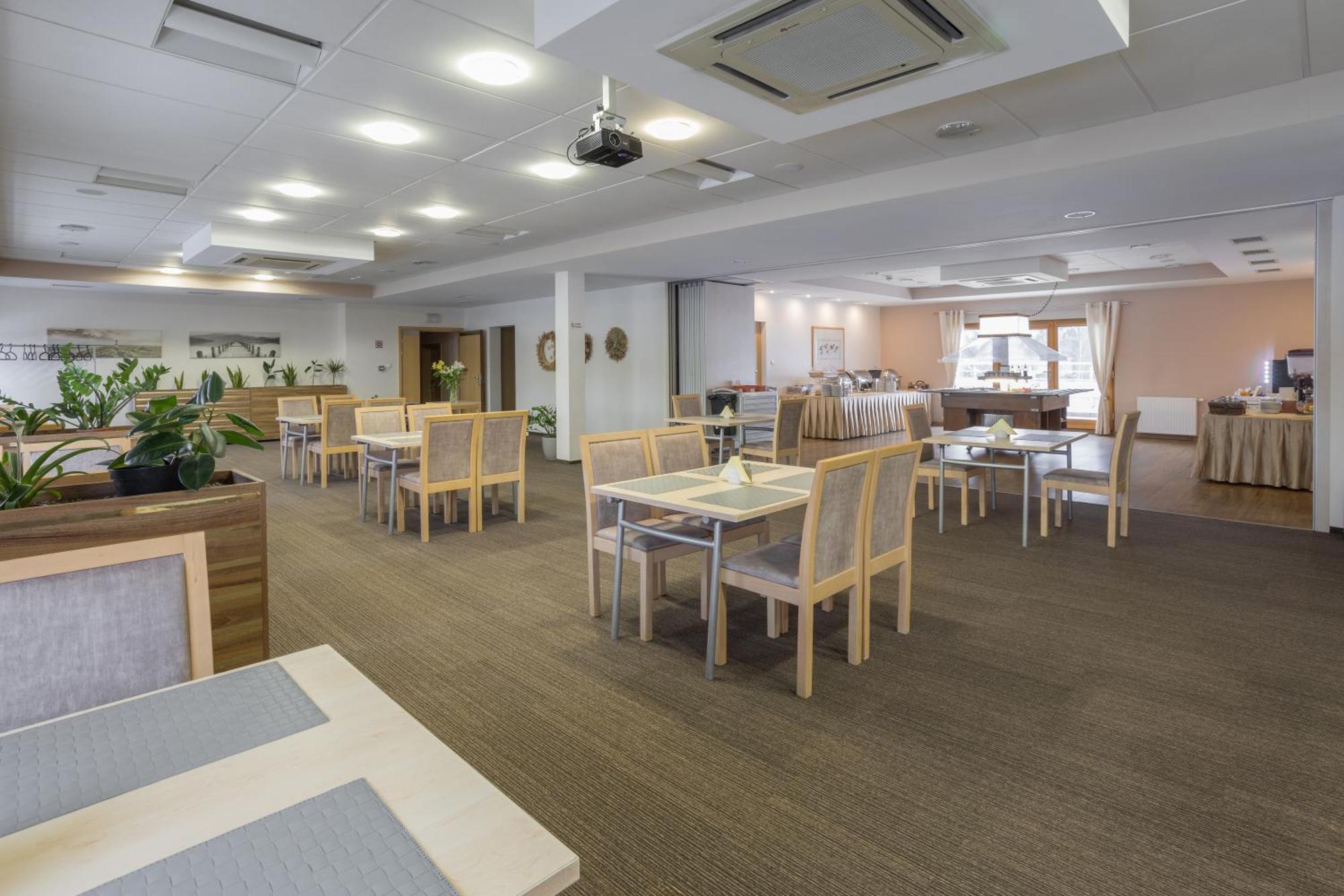 Hotel Orange Przeźmierowo Dış mekan fotoğraf